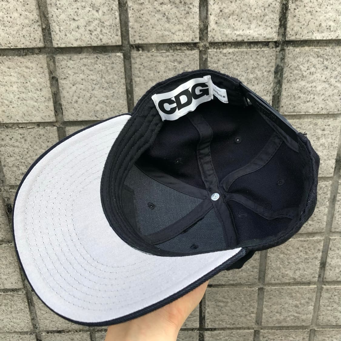 꼼데가르송 로고 패치 캡 상품이미지3