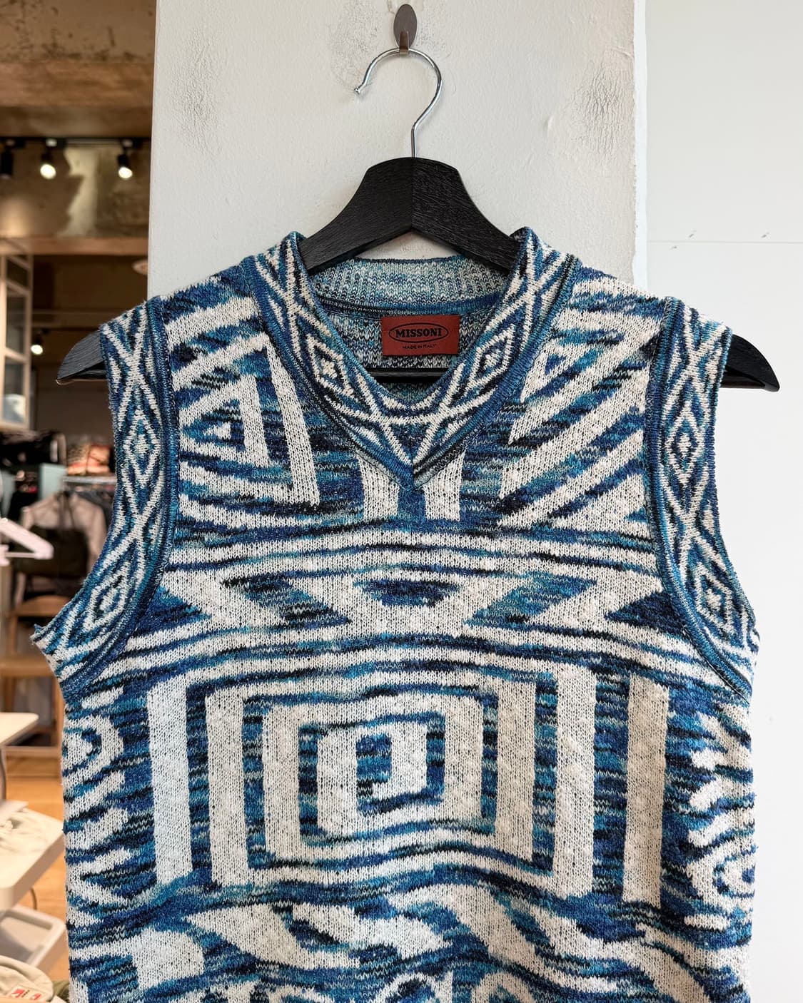 미쏘니 블루 에스닉 패턴 니트 베스트 상품이미지3