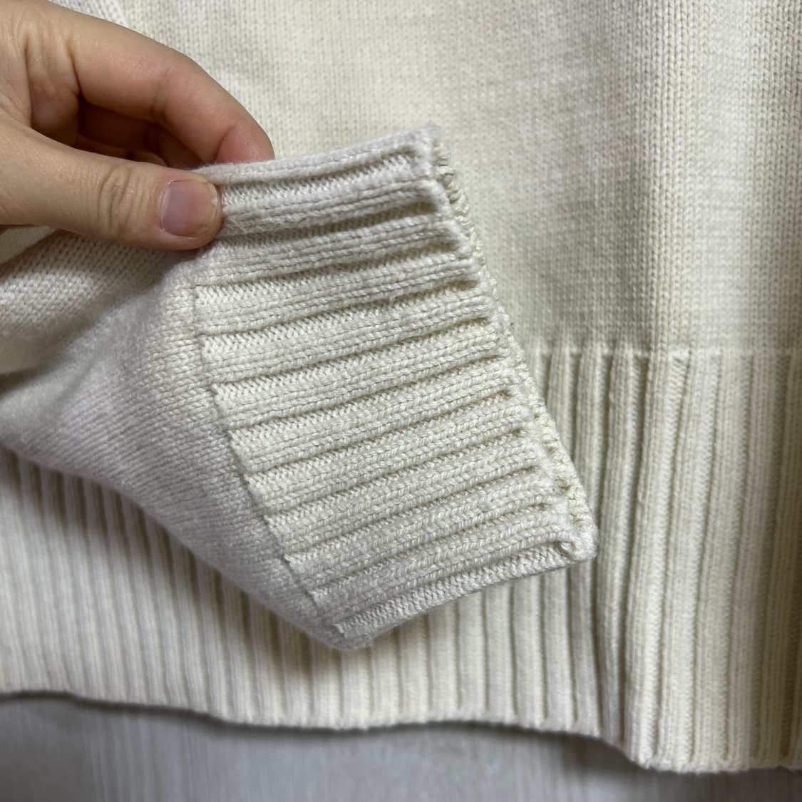 마뗑킴 빅로고 니트 상품이미지3