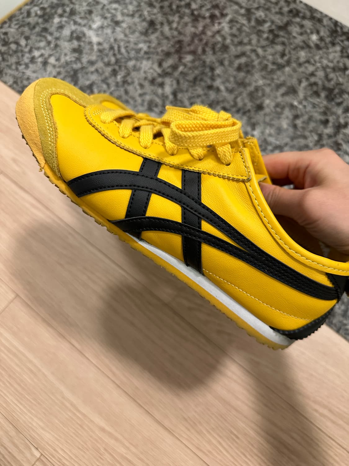 오니츠카타이거 멕시코66 옐로우235 상품이미지2