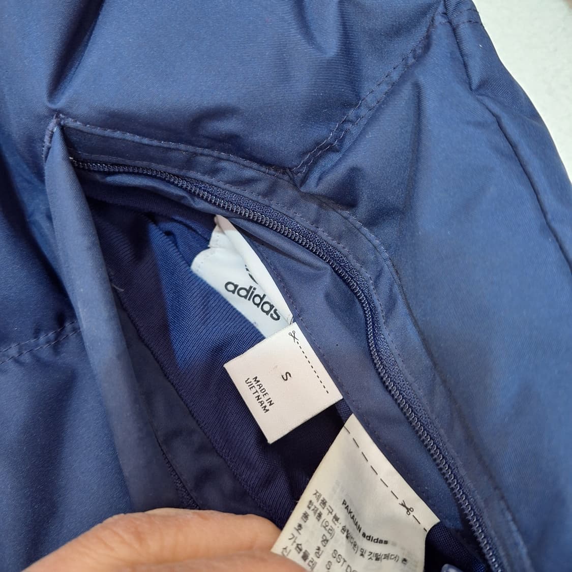 아디다스  양면구스패딩S 상품이미지3