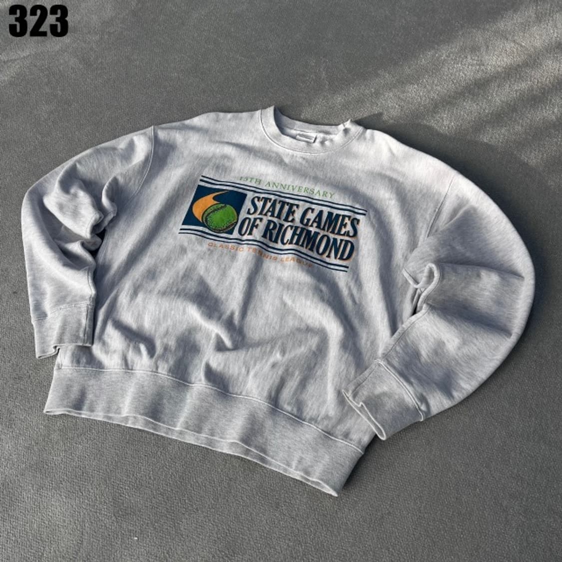 아웃스탠딩 맨투맨  상품이미지1