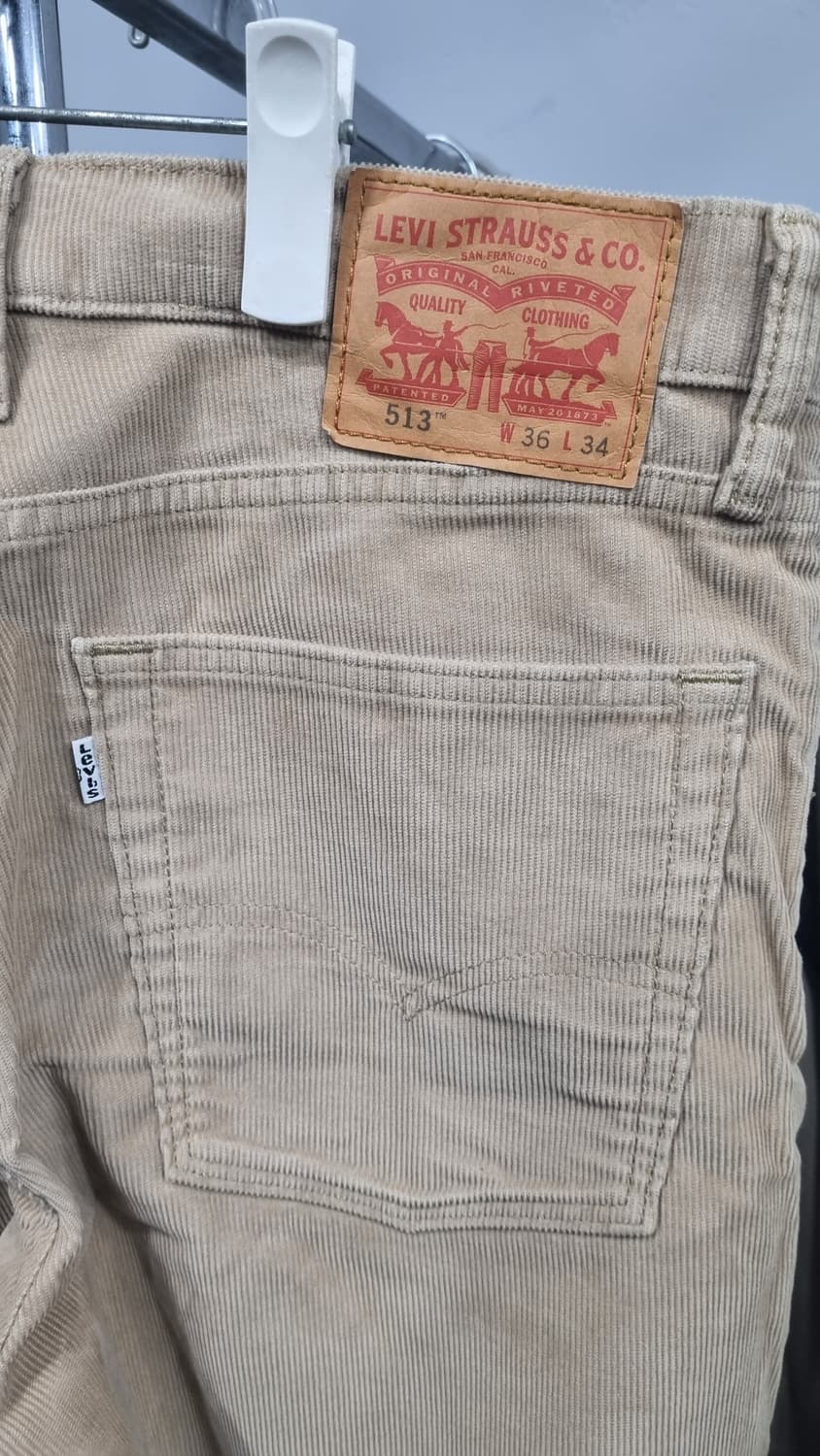 levis513 베이지색 코듀로이바지 34 컨디션9/10 상품이미지4