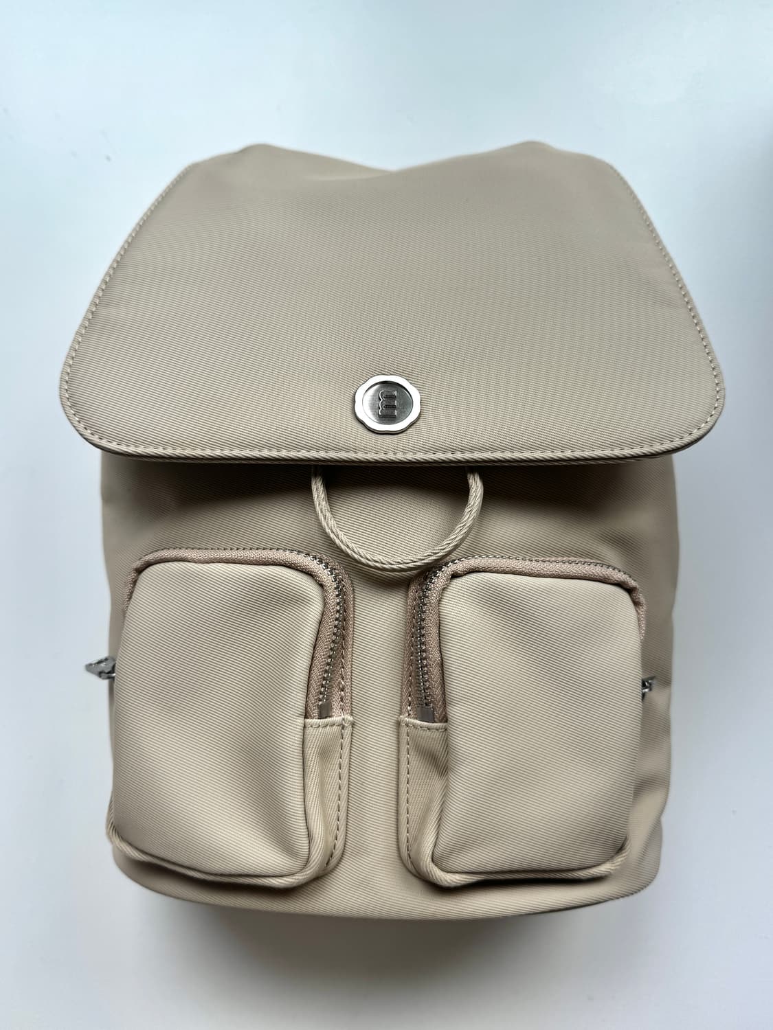 미닛뮤트 클로백팩 모카베이지 상품이미지1