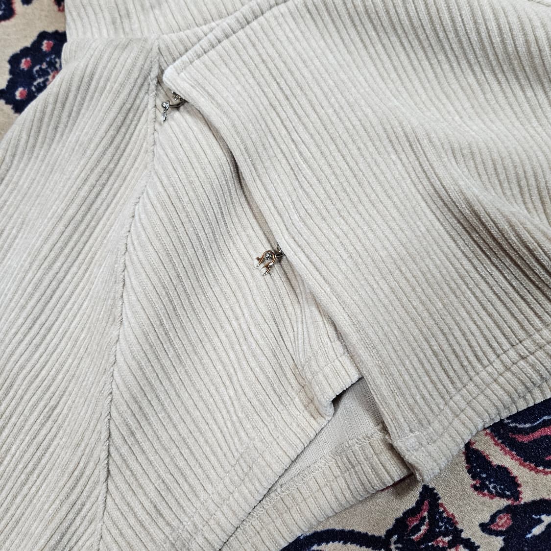 (새상품)데비어퍼(DEBBY UPPER) BEBETO 후드 크롭자켓 상품이미지5