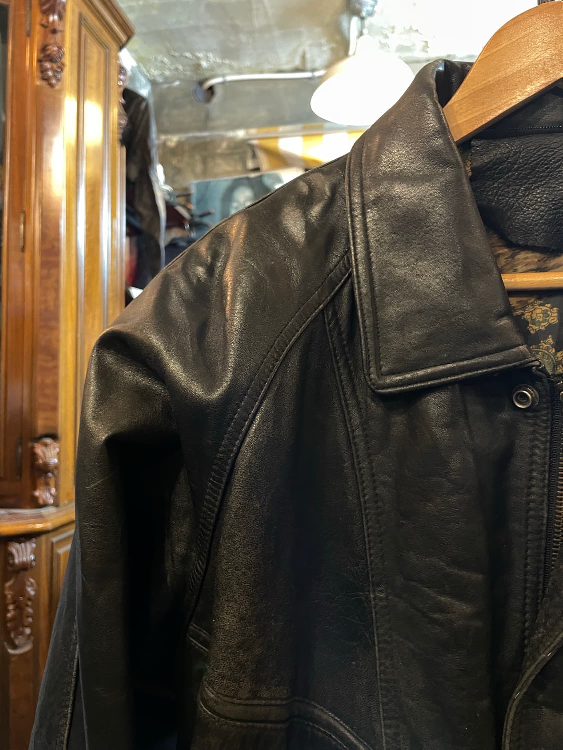 ROB & BOB 양가죽 봄버 자켓 블랙 상품이미지3