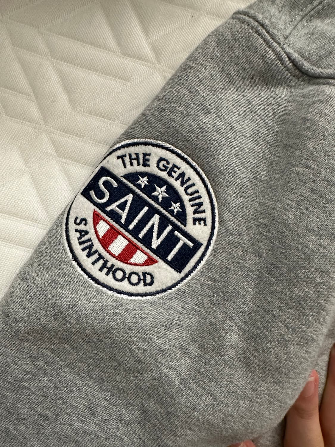 세인트페인 후드티 상품이미지3