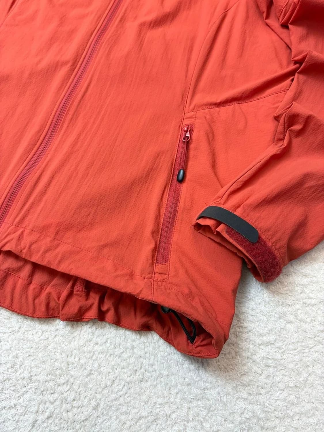 아크테릭스 Arc'Teryx 퍼티그 윈드 자켓 PN6033 상품이미지4