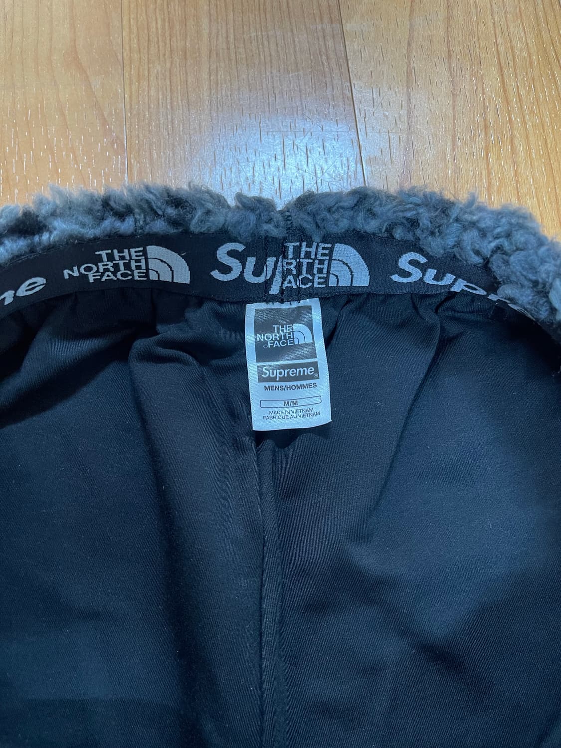 슈프림 23SS x 노스페이스 하일 파일 플리스 쇼츠 상품이미지4