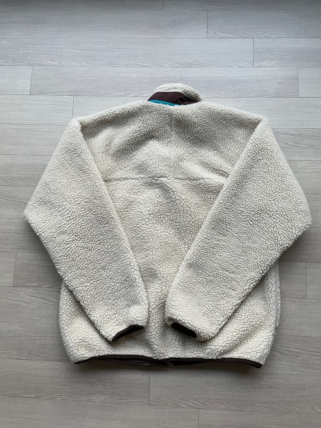 파타고니아 레트로x 오트밀 브라운 자켓 상품이미지2