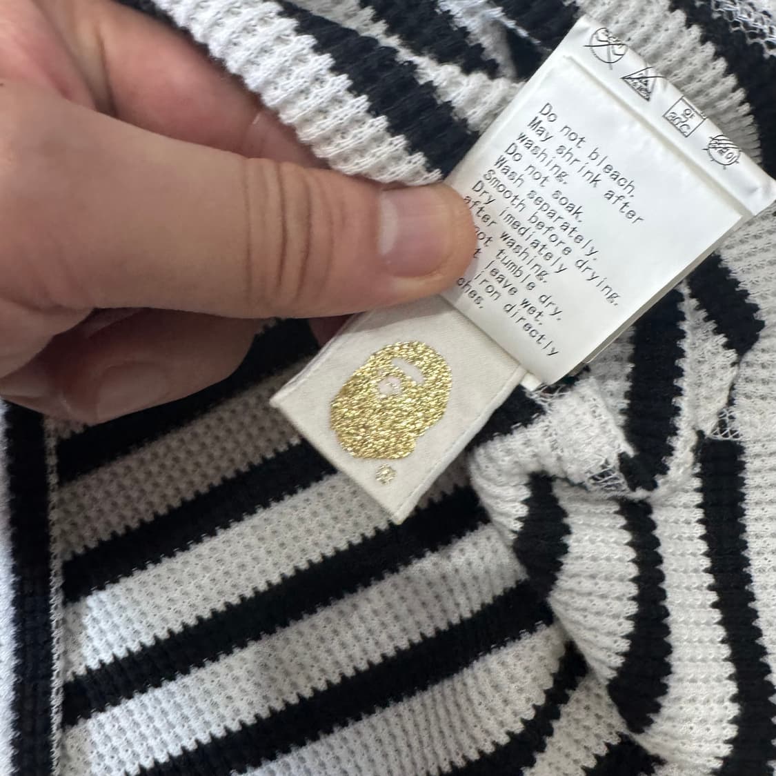 베이프 스트라이프 긴팔 티셔츠 상품이미지5