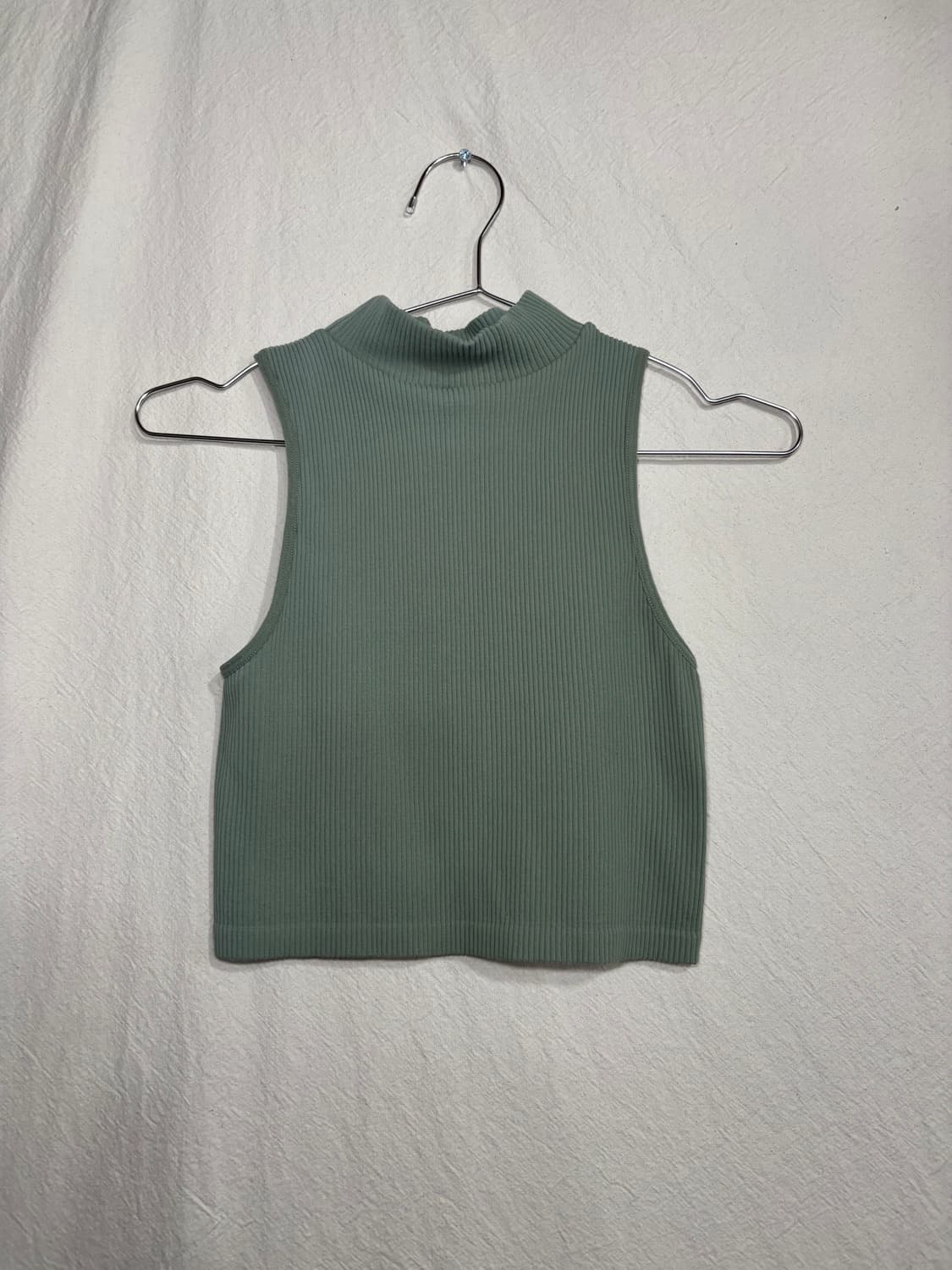 ZARA 홀터 반폴라 크롭티 상품이미지2