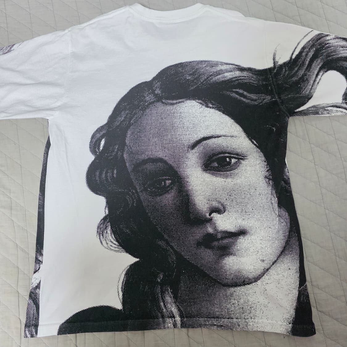 [M] 스투시 STUSSY 비너스 AOP 프린팅 티셔츠 상품이미지3