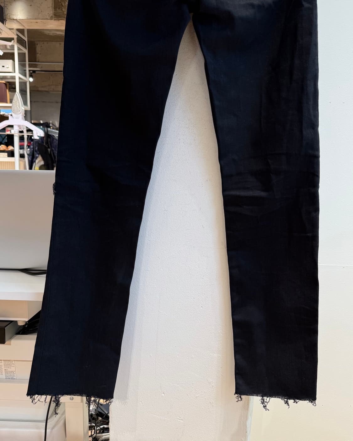 생로랑 블랙 데님 디스진 팬츠  상품이미지7