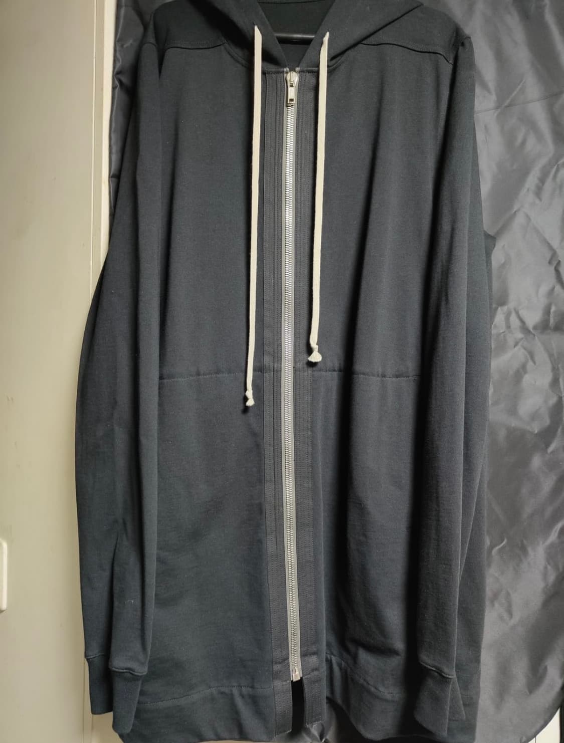 릭오웬스 22fw 롱후드집업 상품이미지1