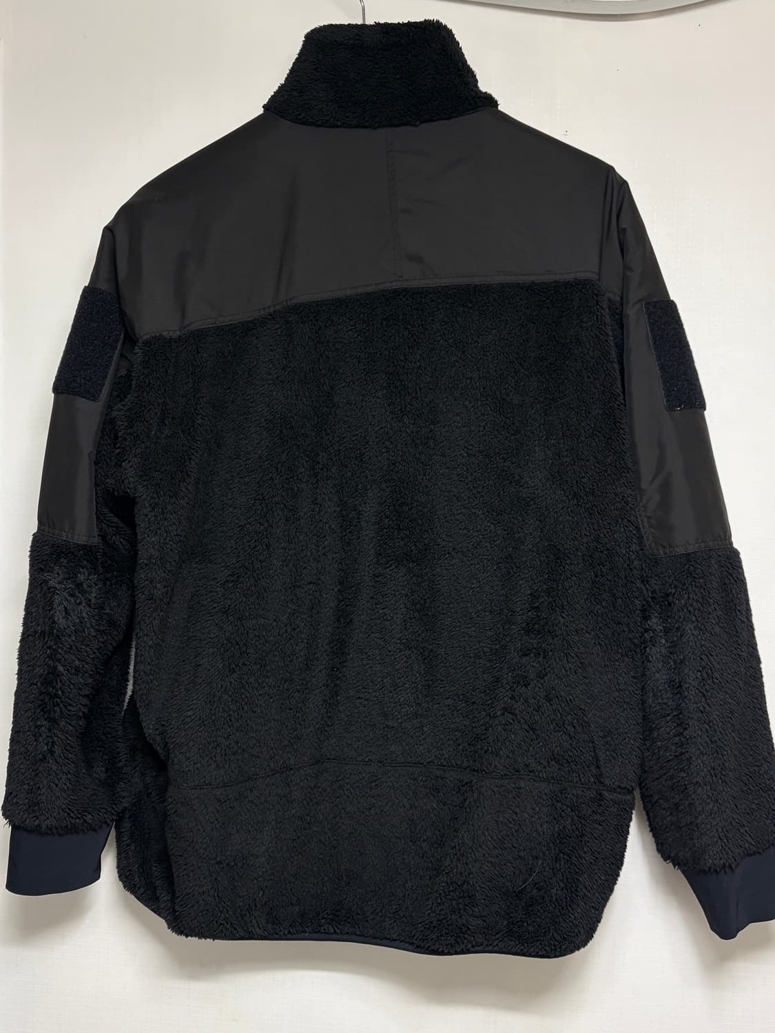 오니츠카타이거 플리스 자켓 상품이미지2