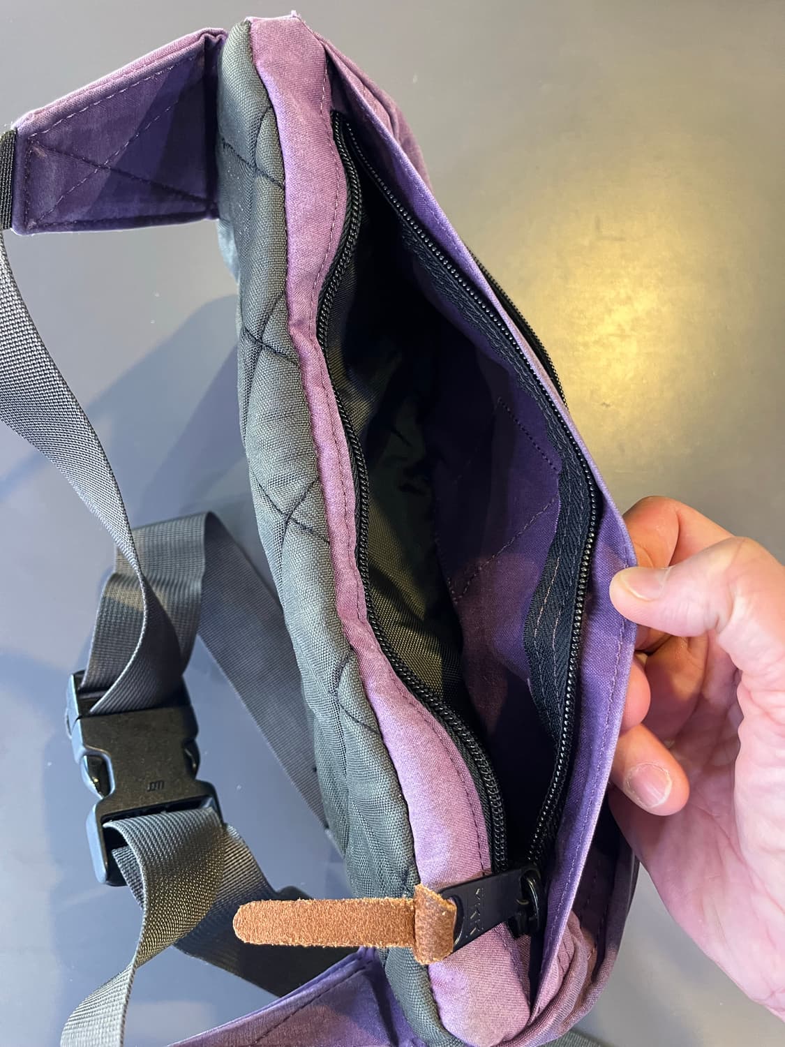 그레고리 구형 로고 웨이스트백 상품이미지5