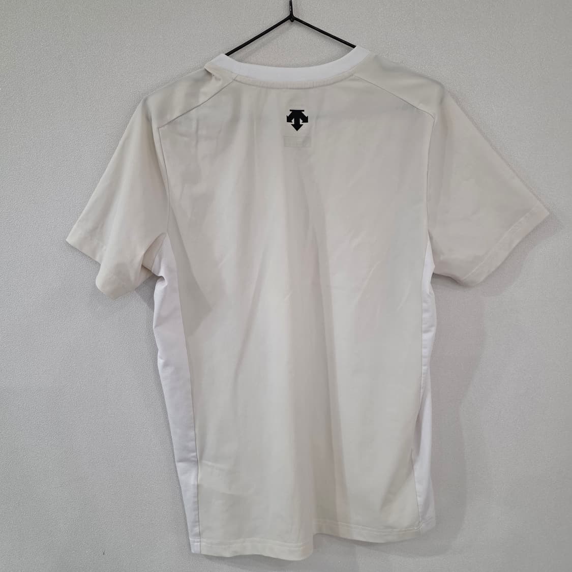 데상트 스위스 트라이애슬론 기능성 반팔티 S 상품이미지7