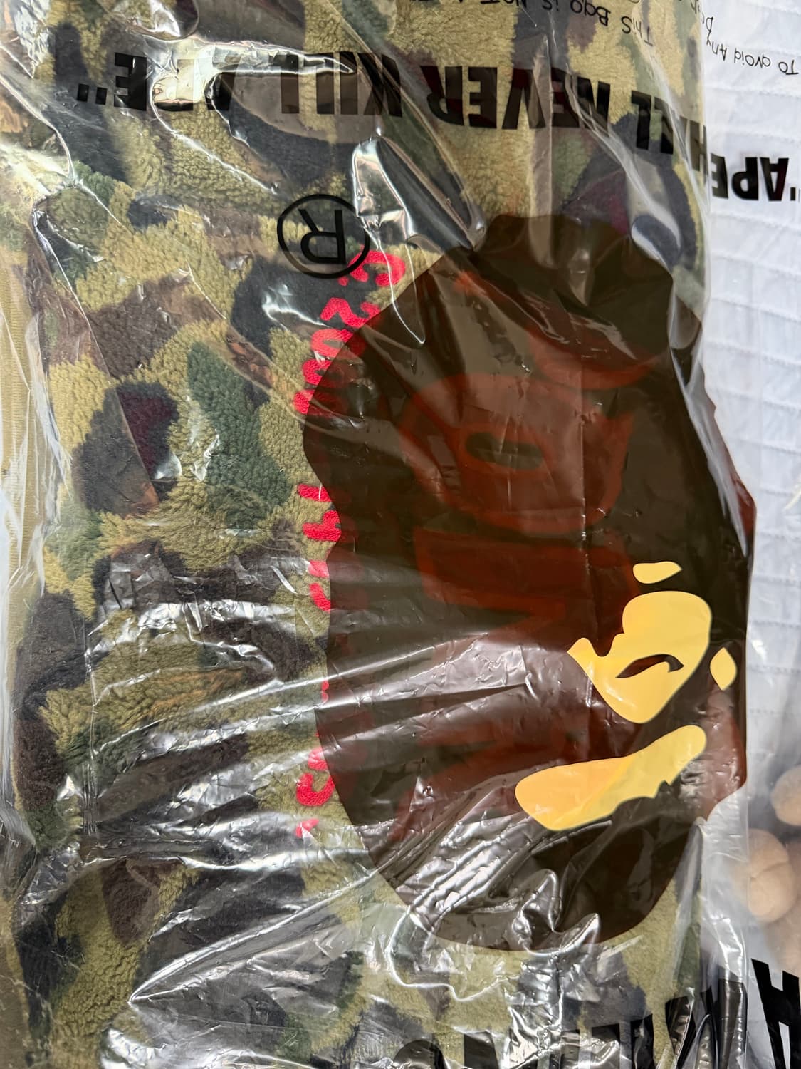 베이프 퍼스트 카모 세컨드 샤크 보아 후드 자켓 그린 새상품 판매해여 상품이미지3