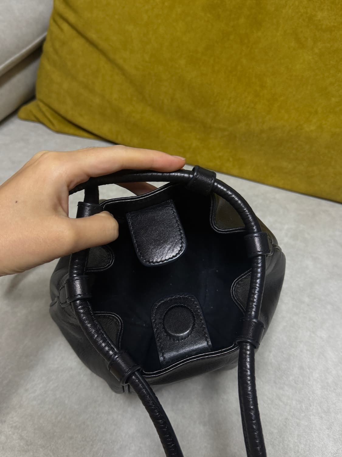 Hereu 헤레우 글로불 미니백 상품이미지6