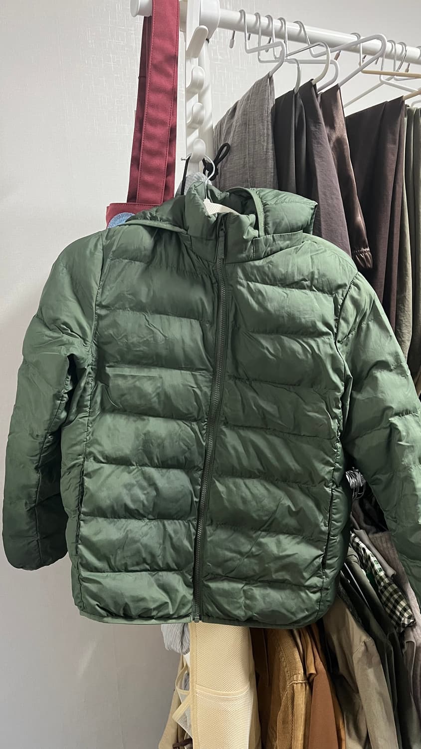 유니클로 워셔블 퍼프테크 키즈 경량패딩 150 상품이미지1