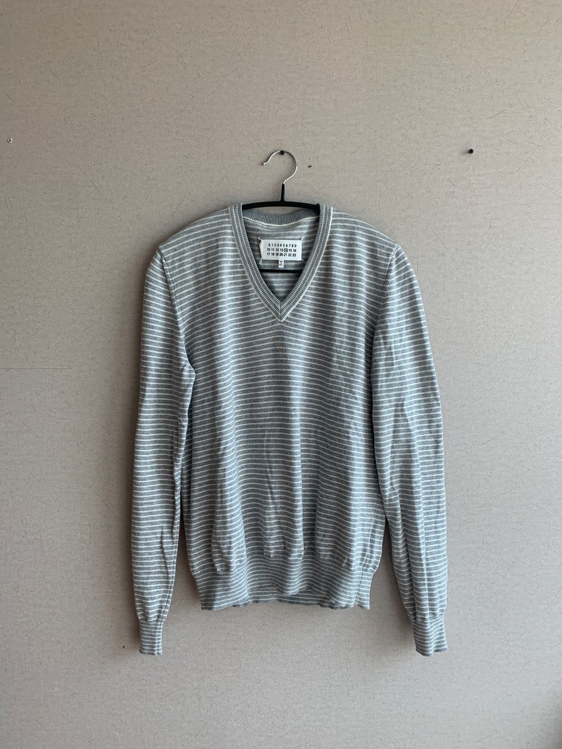 마르지엘라 브이넥 스트라이프 니트 S 상품이미지6