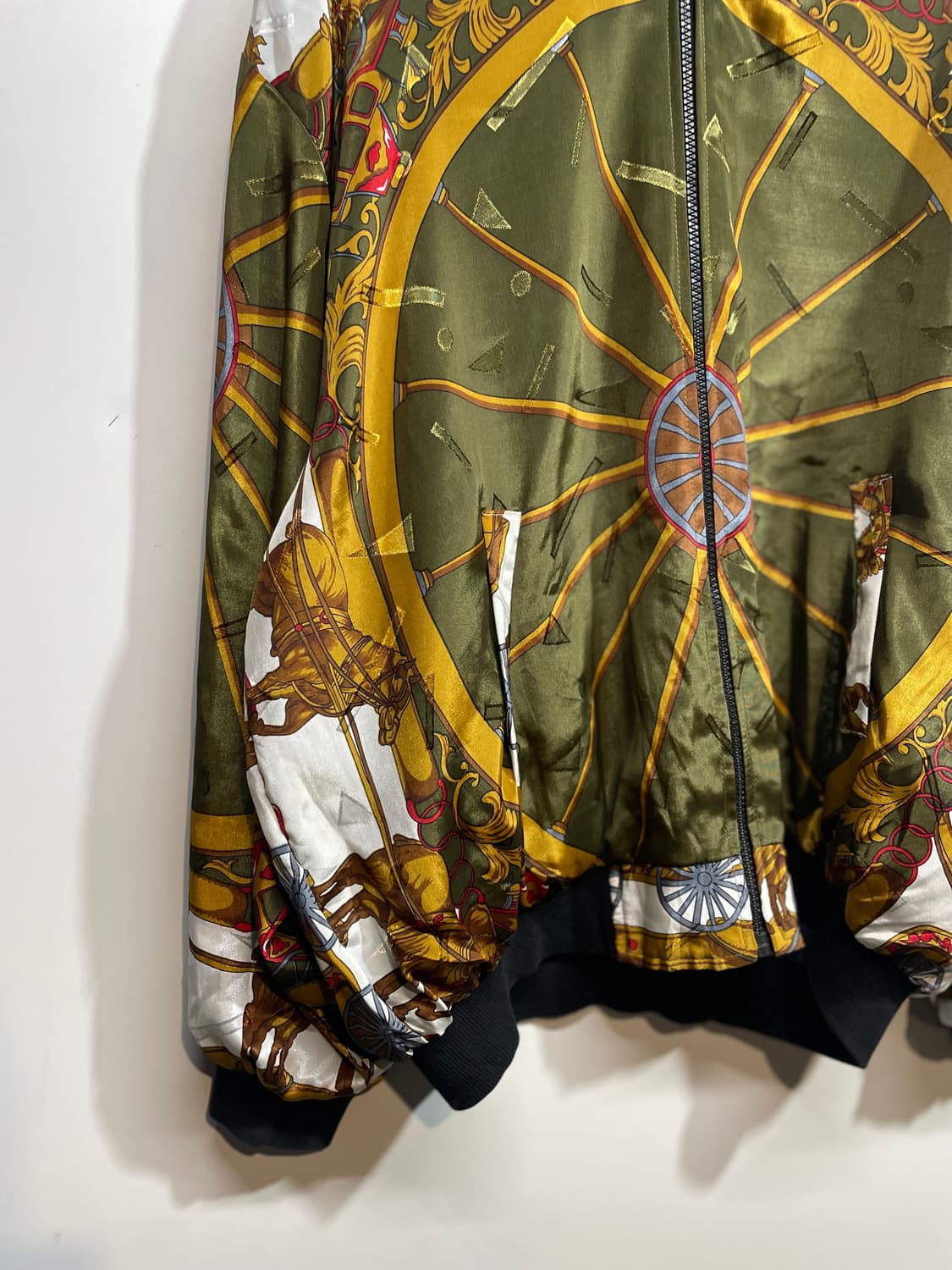 패턴 실크 봄버 자켓 상품이미지3