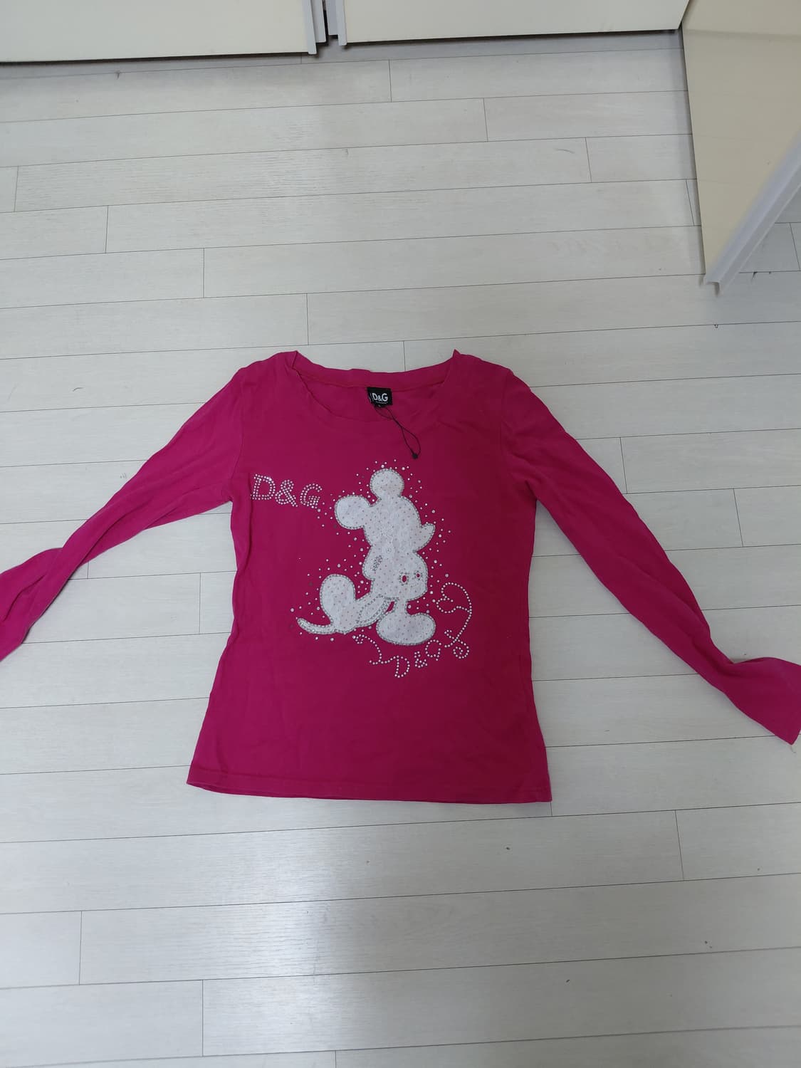 돌체앤가바나 d&g 핑크 디즈니 미키마우스 큐빅 딱붙핏 슬림핏 롱슬리브 상품이미지1