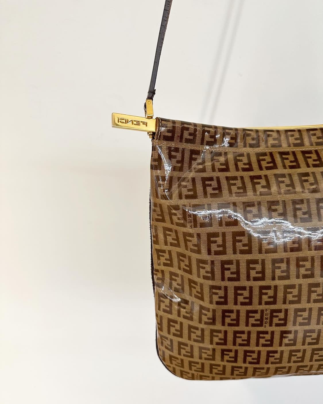 펜디 브라운 에나멜 맘마 크로스백  상품이미지6