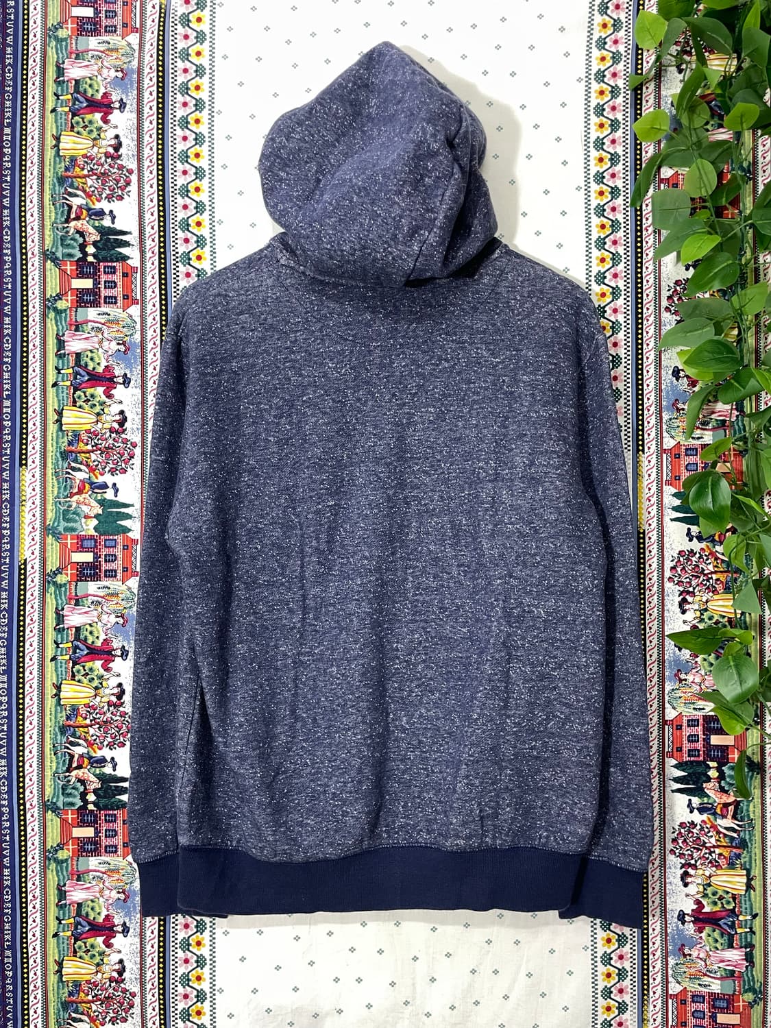 옴파로스 그레인 후디 상품이미지2