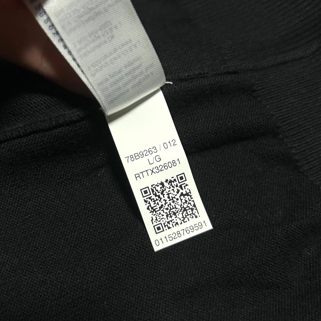 [L] Tommy 타미힐피거 블랙 코튼 라운드 니트 상품이미지6