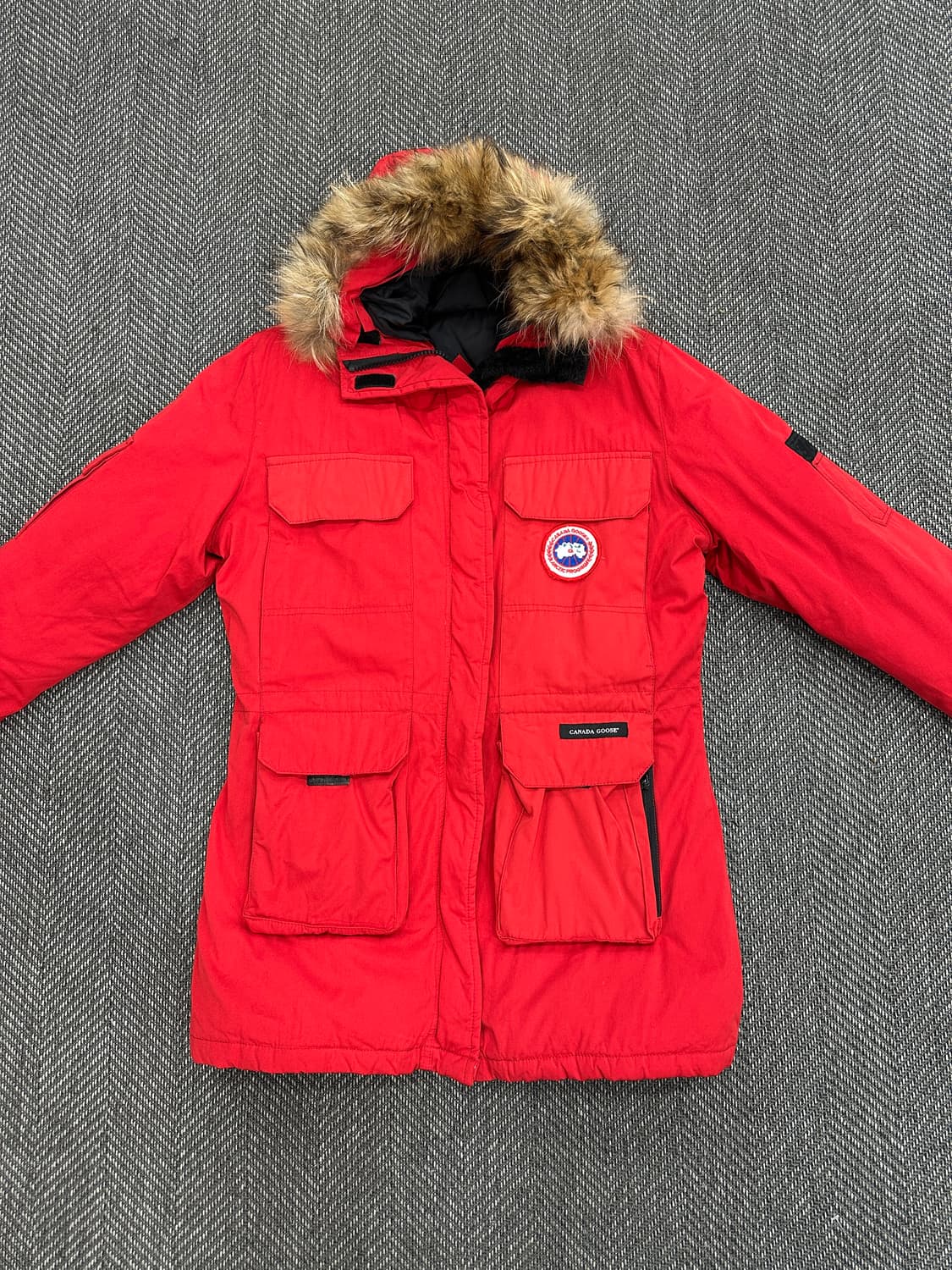캐나다구스 익스페디션 파카 레드 상품이미지2