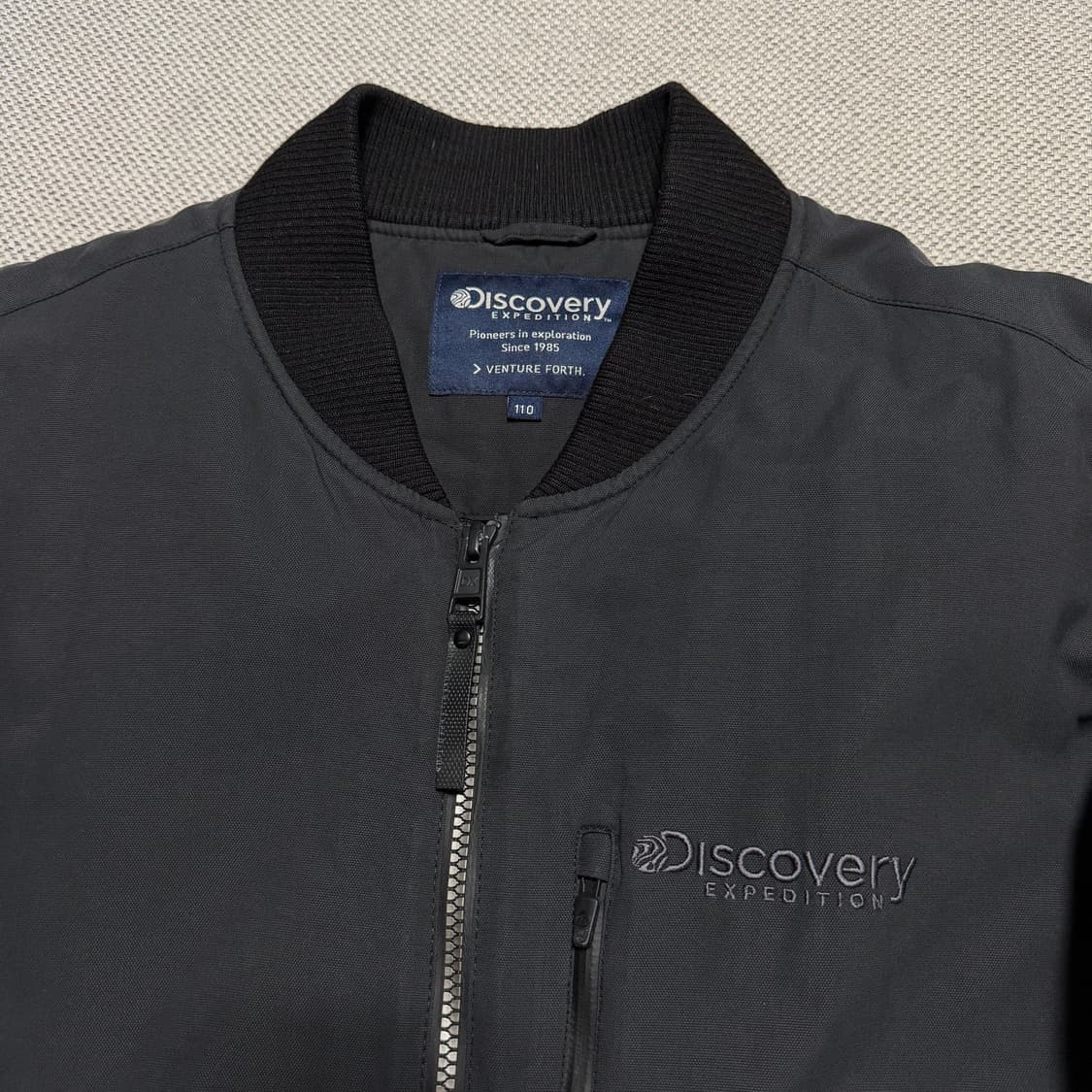 디스커버리 익스페디션 봄버 자켓 상품이미지2