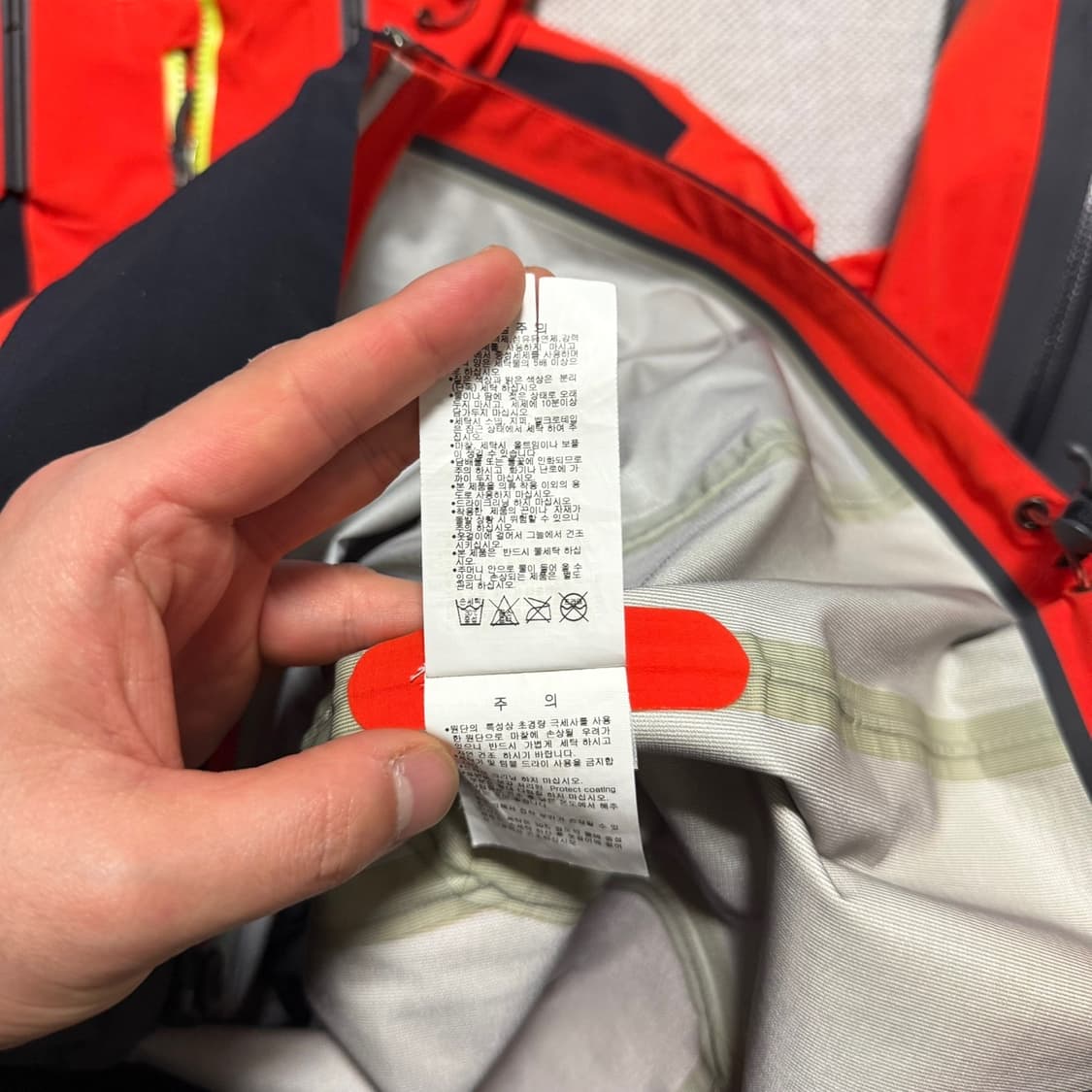 마운틴하드웨어 DRY.Q 바람막이 자켓 상품이미지7