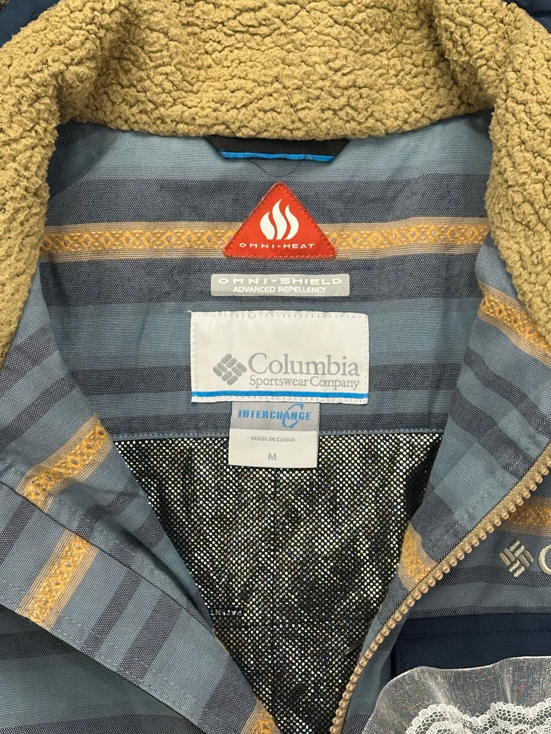 M)컬럼비아 스트라이프 디테일 배색 플리스 자켓 상품이미지4