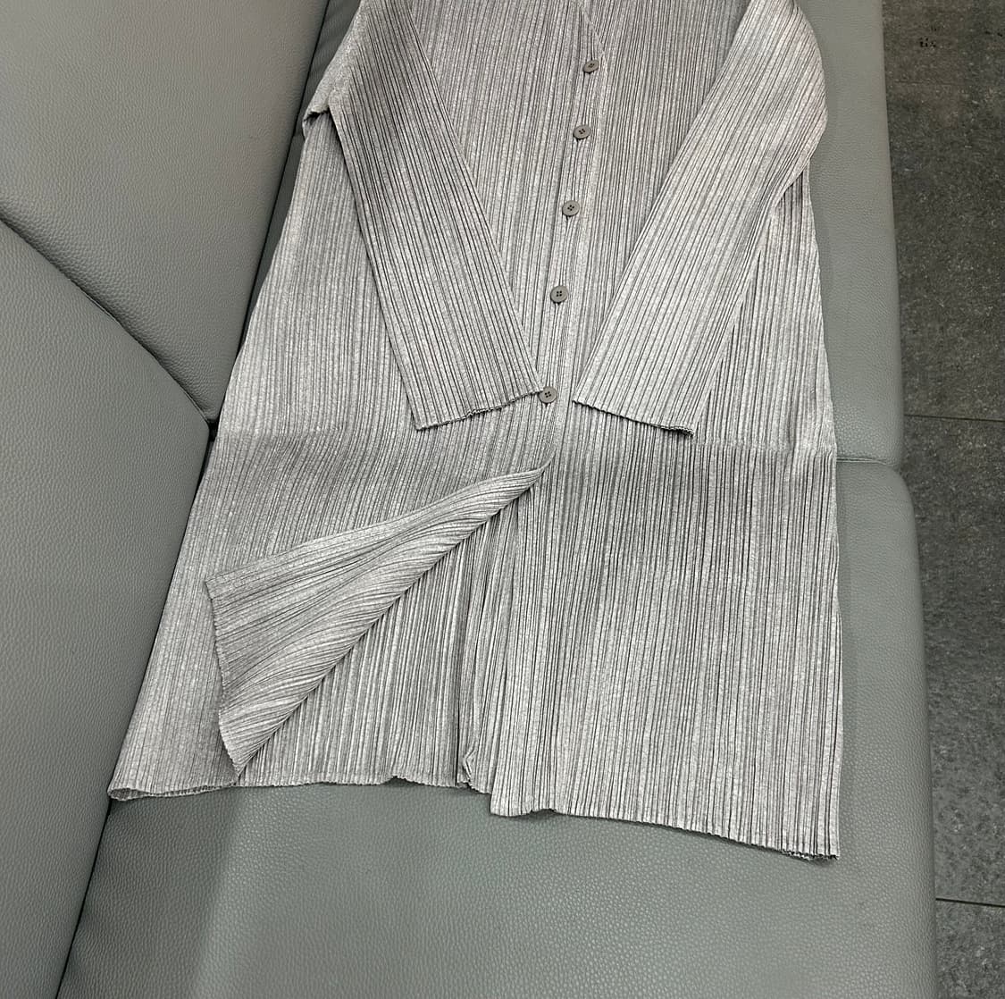 이세이미야케 플리츠플리즈 롱 가디건(4) 상품이미지3