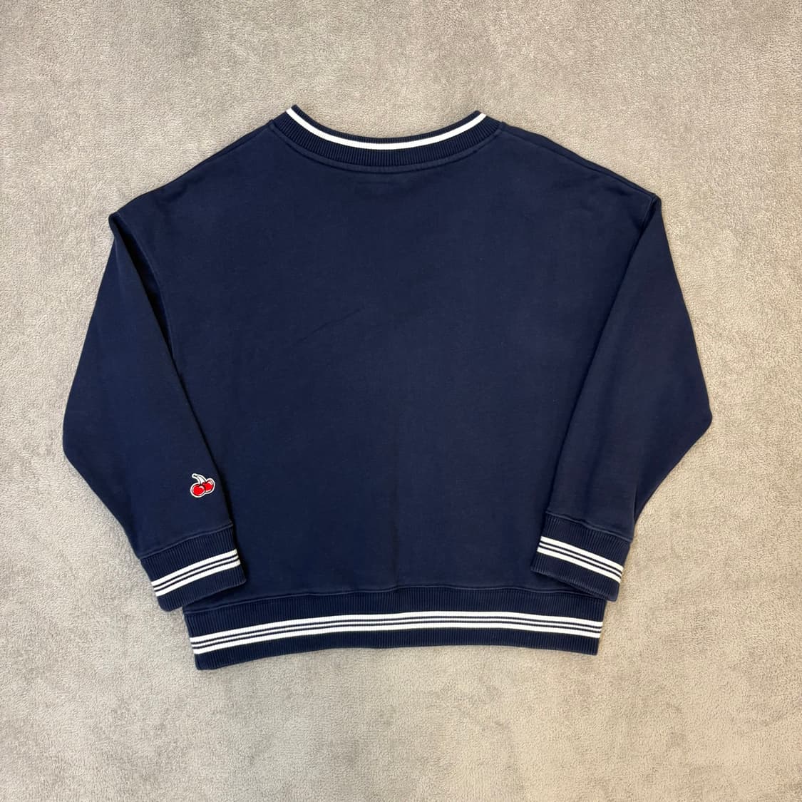 키르시 브이넥 맨투맨 상품이미지2