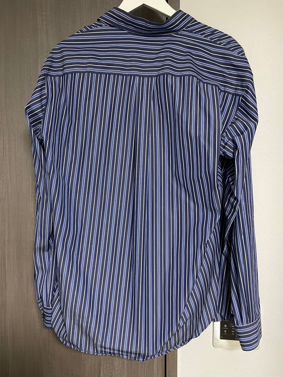 발렌시아가 스트라이프 셔츠 남성 상품이미지2