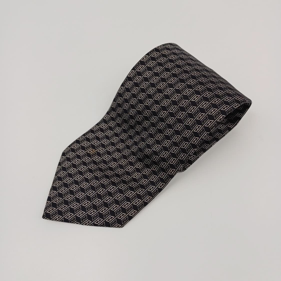 FENDI 펜디 실크 넥타이 [BCF11734-136-1] 상품이미지3