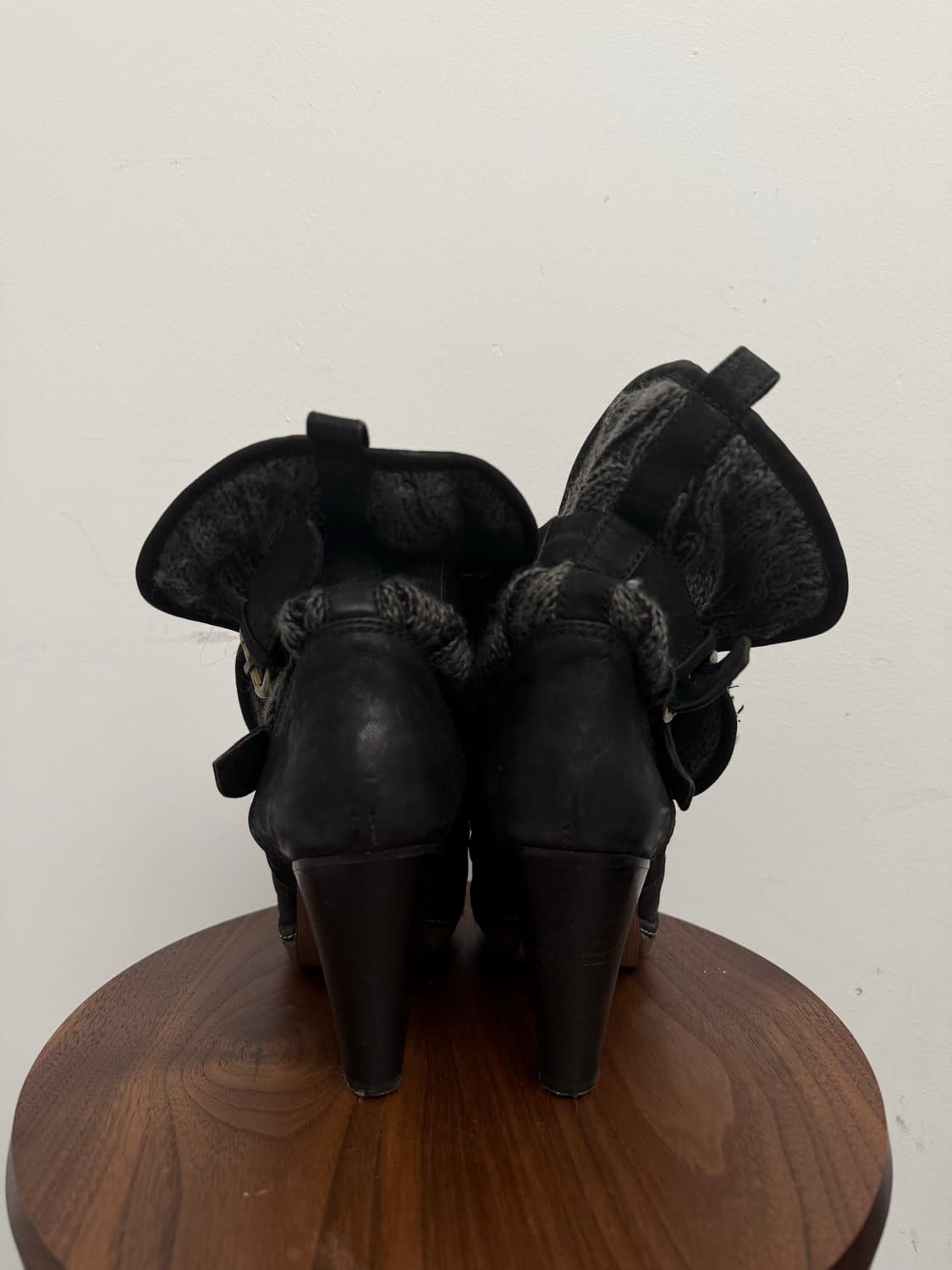 그레이 니트 버클 부츠  상품이미지4