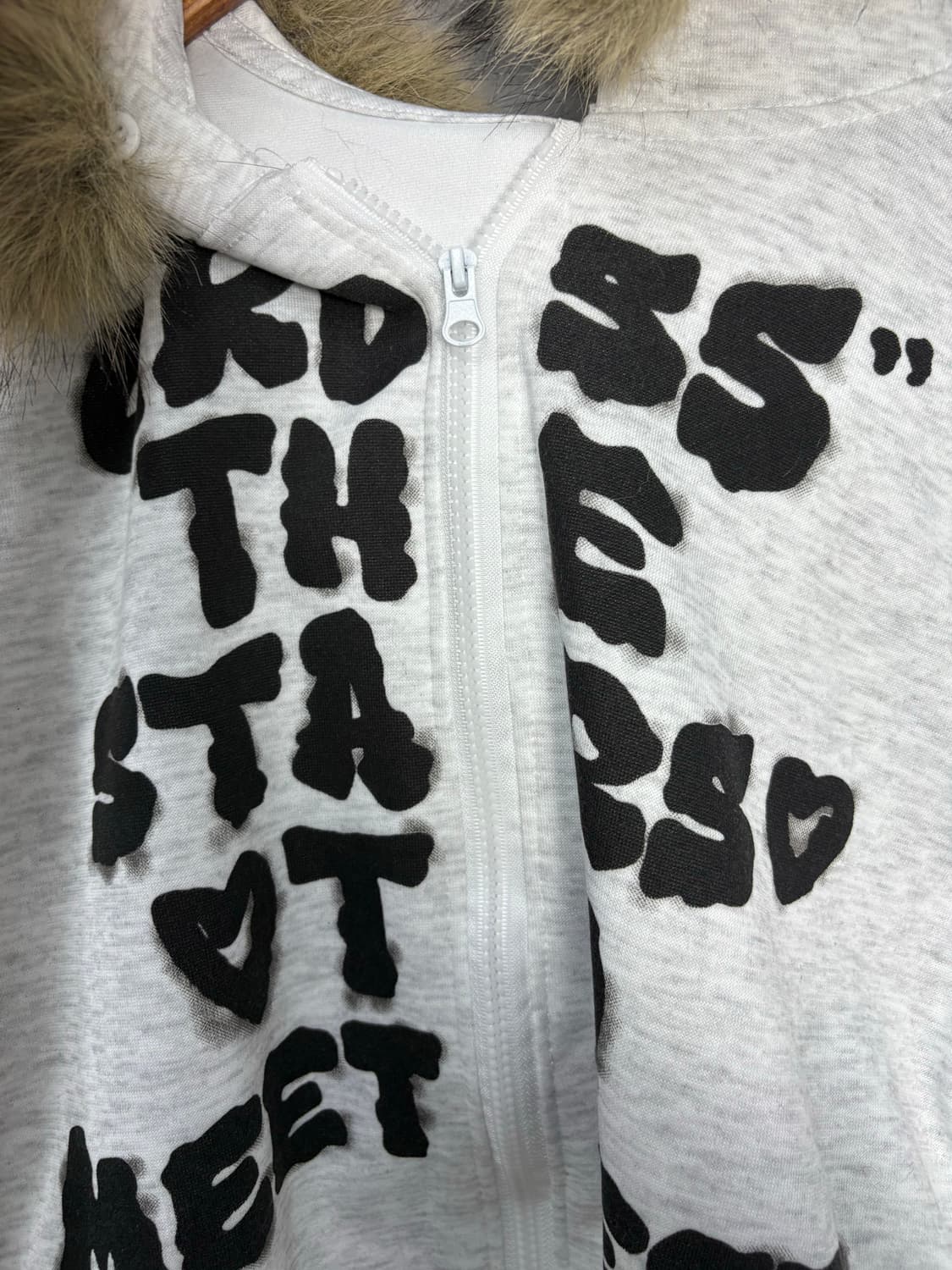 빈티지 레터링 퍼 후드집업 (퍼 탈부착 가능) A3125 상품이미지3