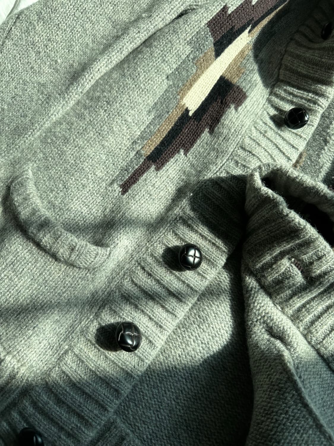 빔즈 나바호 숄 칼라 가디건 상품이미지3