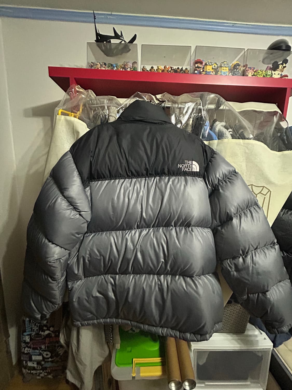 노스페이스 700 눕시 패딩 100 그레이 상품이미지3