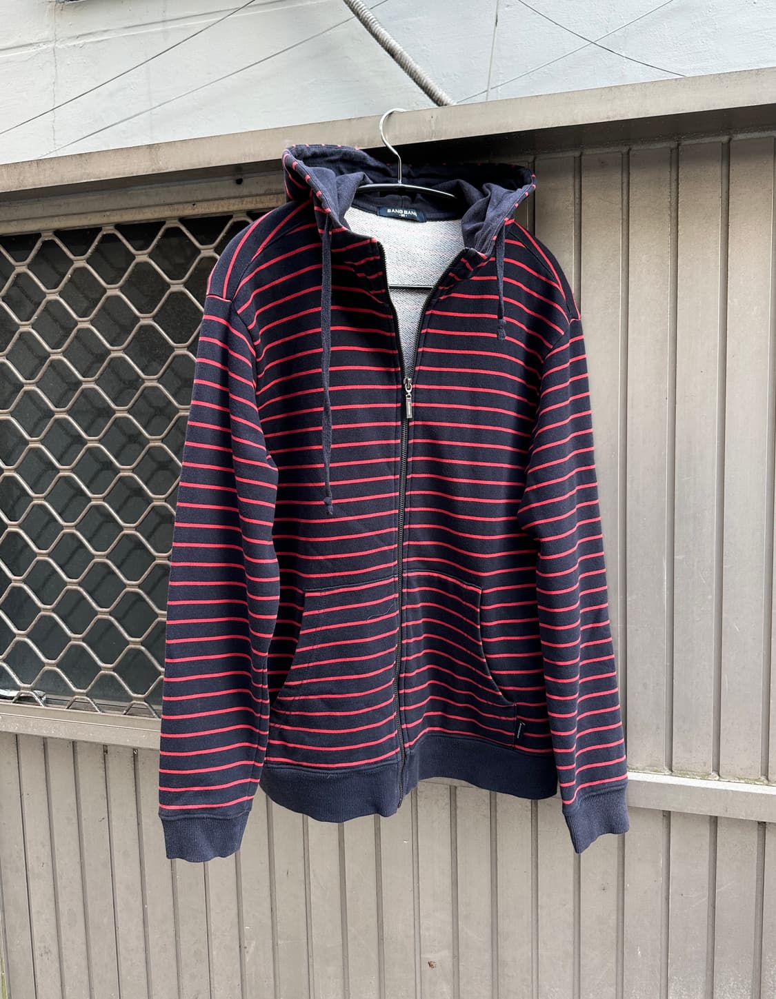 Vintage red stripe hoodie 상품이미지1