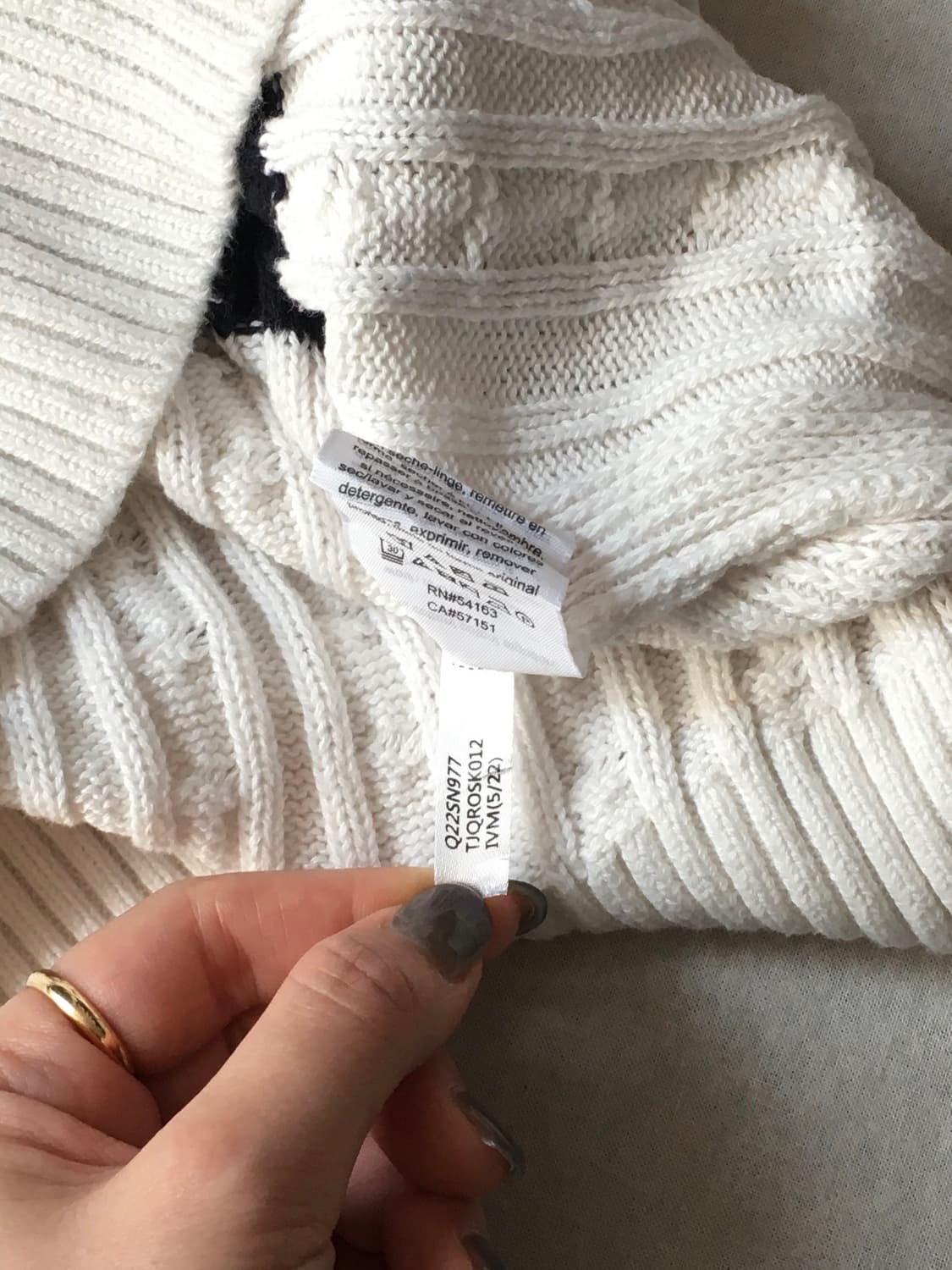 타미힐피거 배색 케이블니트 상품이미지6