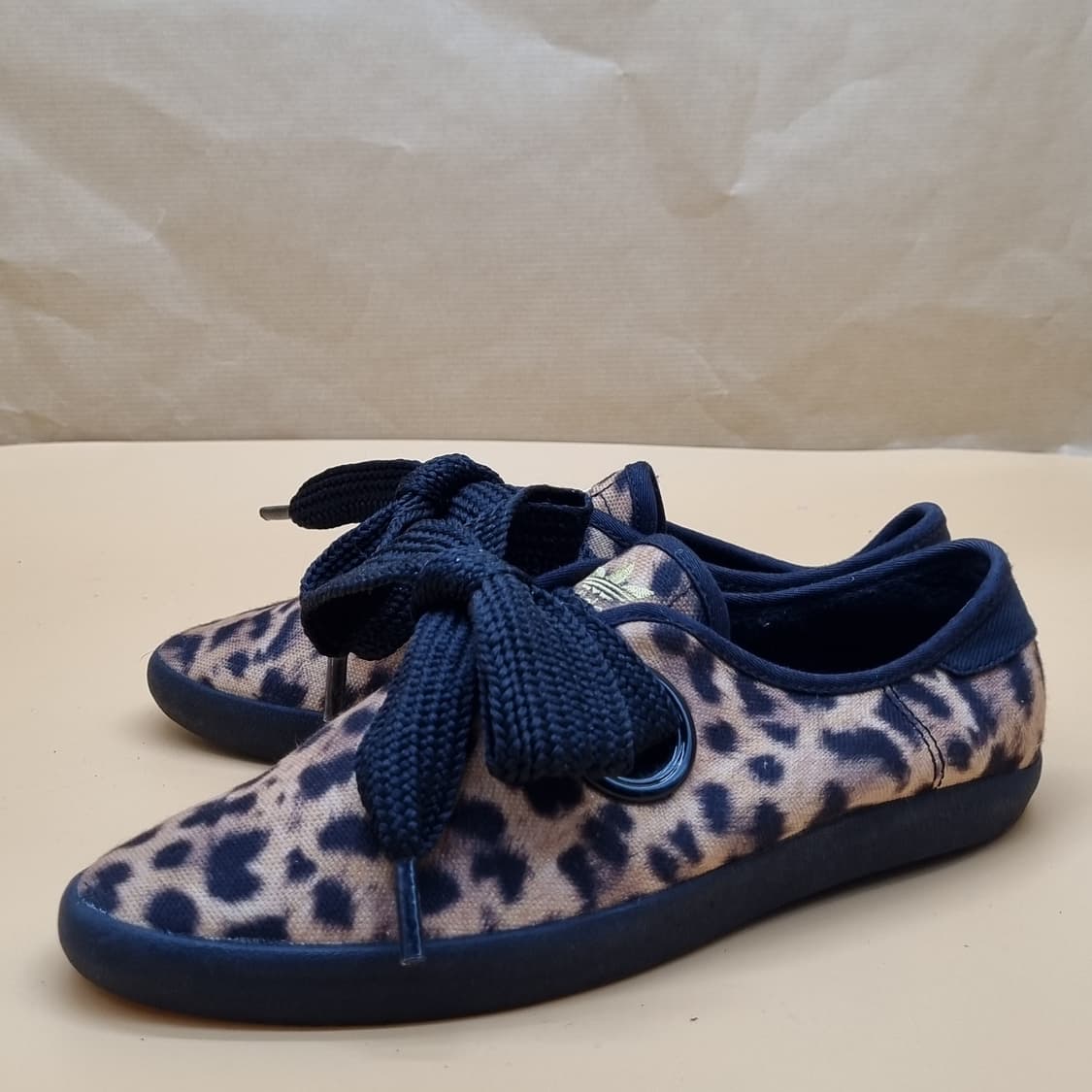 아디다스 레오파드 스니커즈 220 상품이미지1