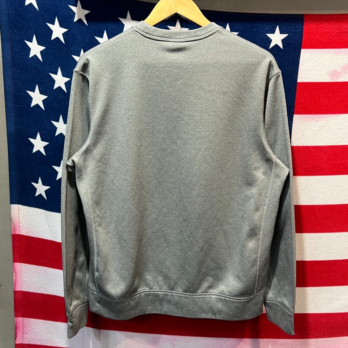 나이키 카네기멜론 맨투맨 상품이미지2