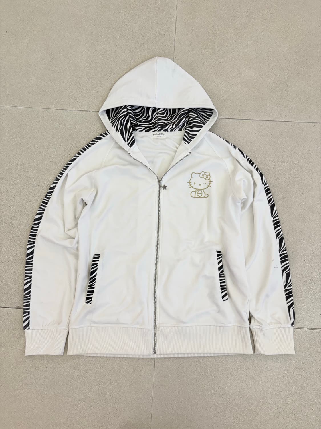 화이트 헬로키티 셋업 상품이미지3