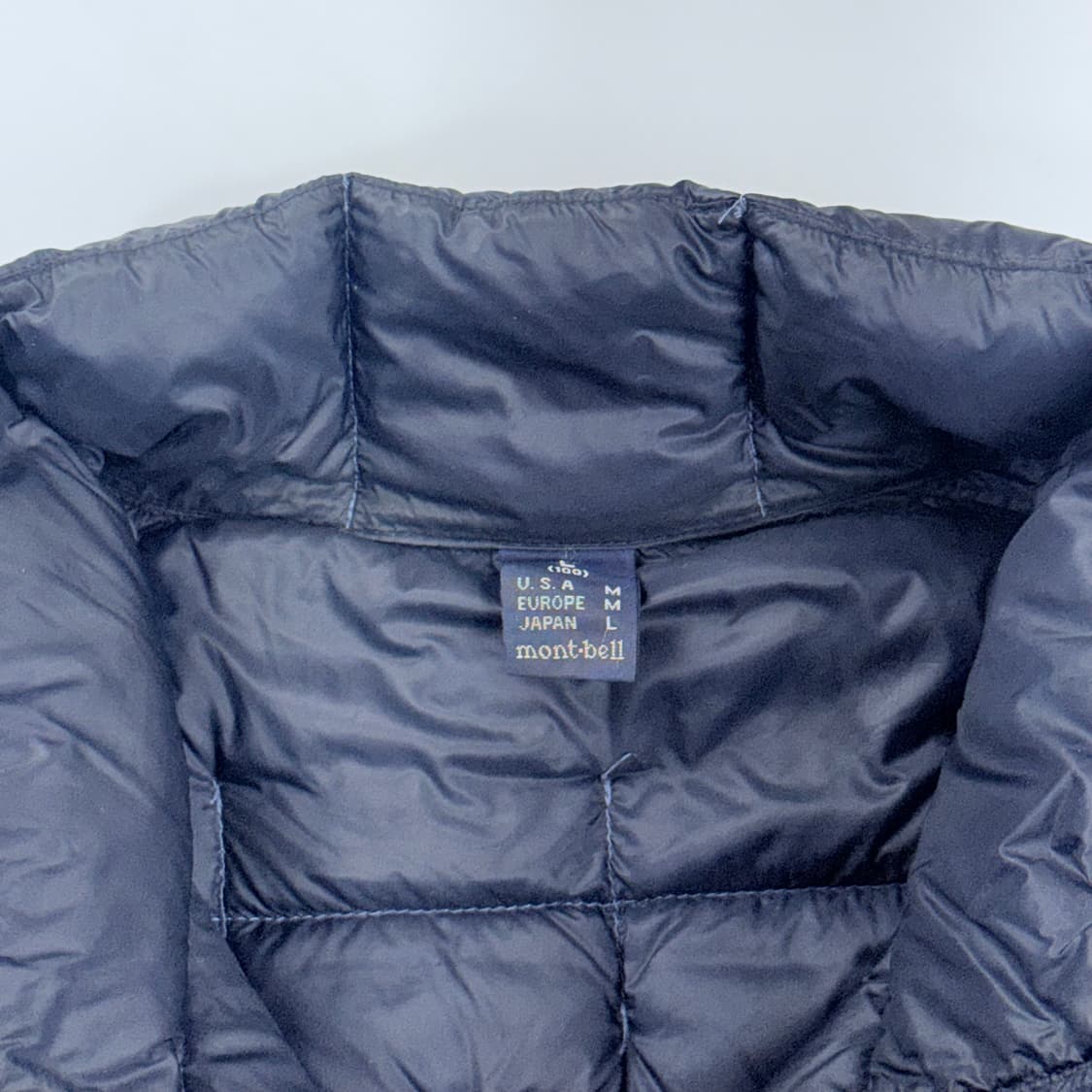 몽벨 경량 패딩 네이비 상품이미지3