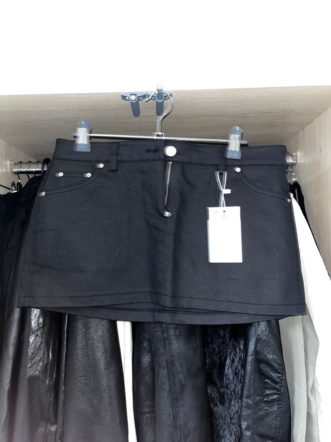 <새상품>엔넘파 Seductive low waist skirt 상품이미지1